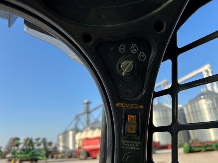 bobcat-t595-image-16