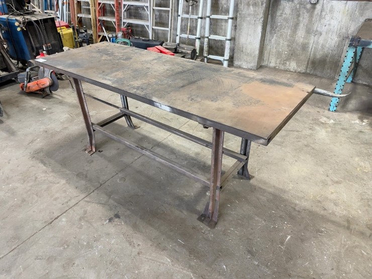 steel-work-bench-image-1