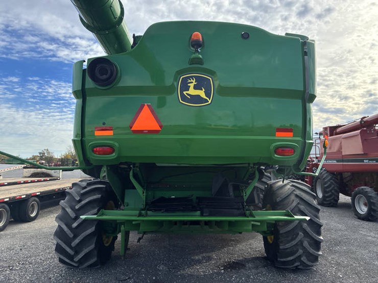 2014-john-deere-s680-image-15