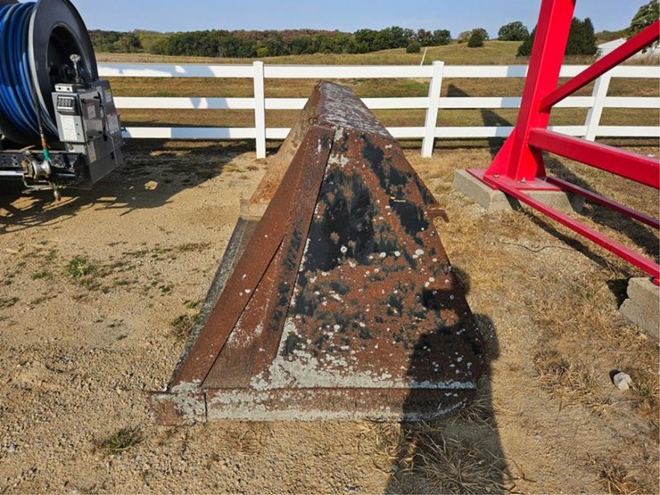 #3019-•-100"-end-loader-bucket-image-2