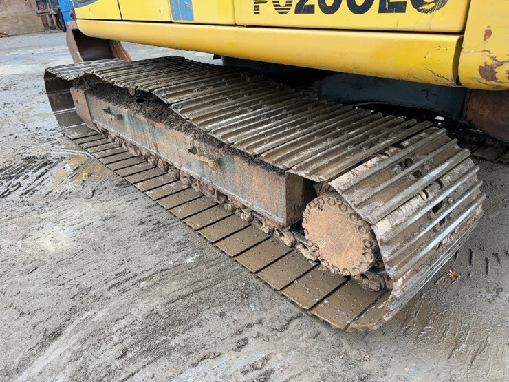 1997-komatsu-pc200-lc-6le-image-24