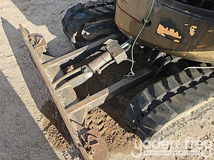 2013-kubota-u17-image-11