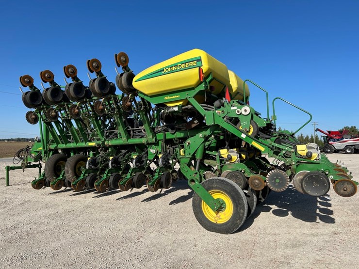 2004-john-deere-1790-image-2