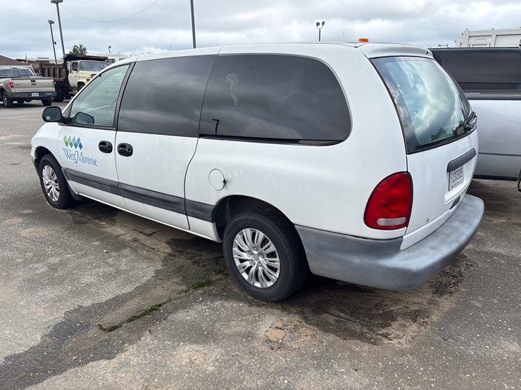 dodge-caravan-image-4