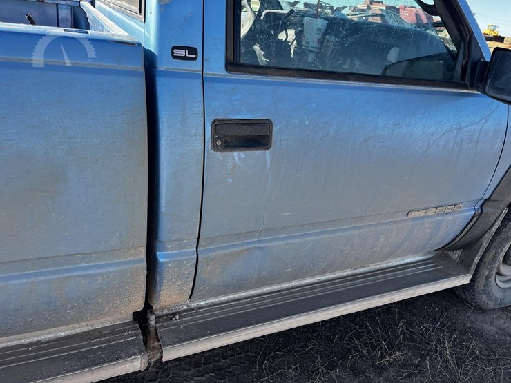 1997-gmc-sierra-2500-sl-image-12