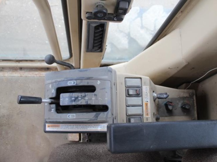 2002-caterpillar-140h-image-13