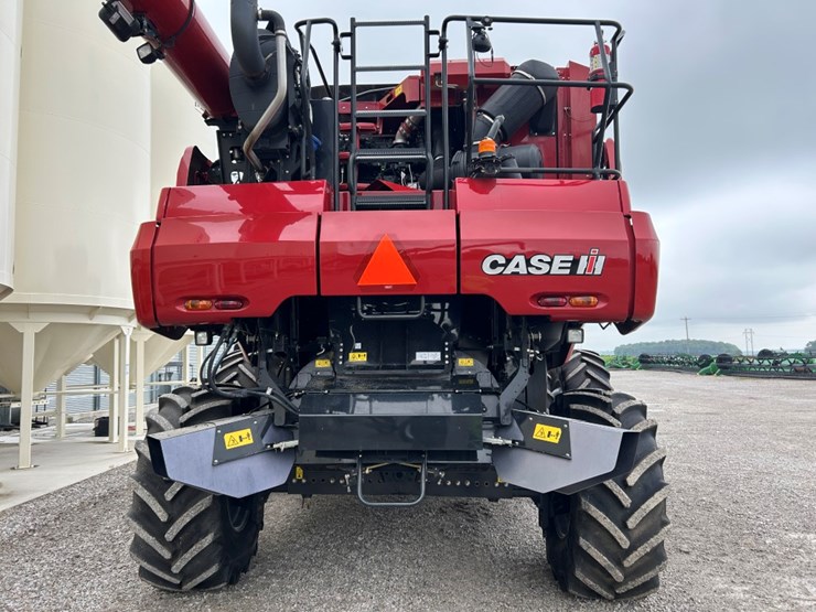 2019-case-ih-8250-image-4