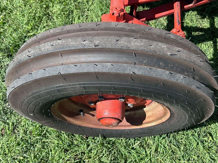 j-i-case-730-image-13