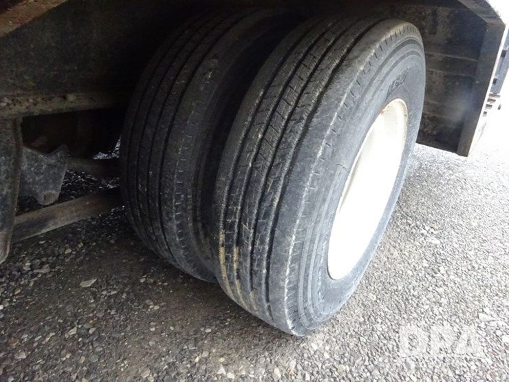 2015-tarasport-liquid-sprayer-trailer-(pz14052,-unit-109067)-image-36