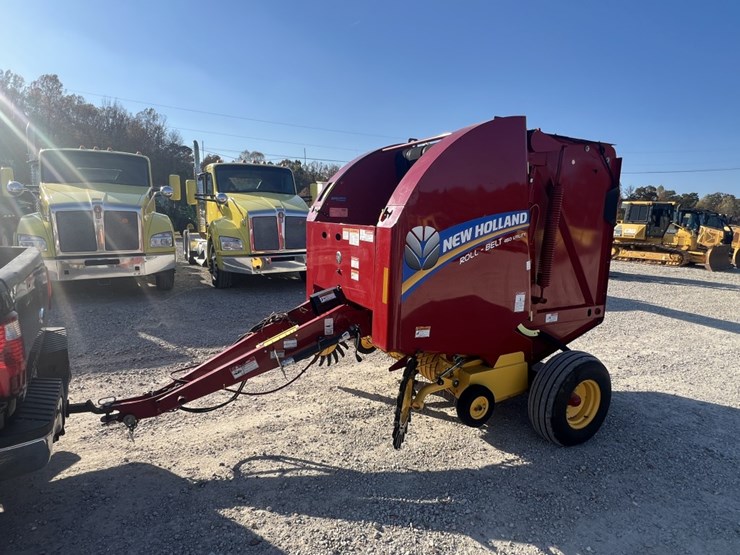 2021-new-holland-450-image-1