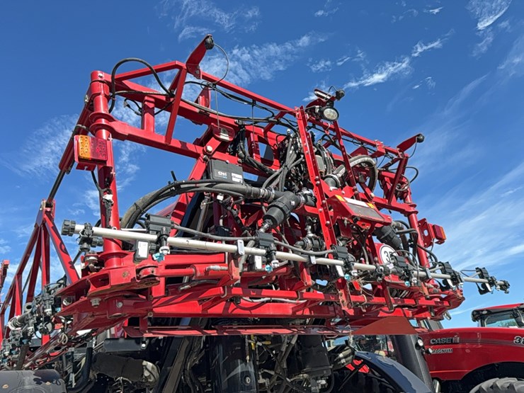 2023-case-ih-4350-patriot--sprayer-image-62