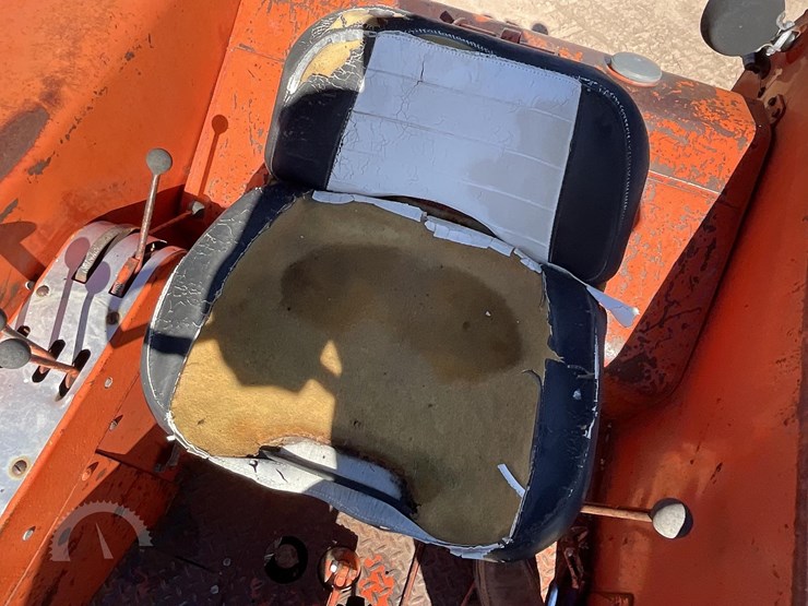 allis-chalmers-190xt-image-22