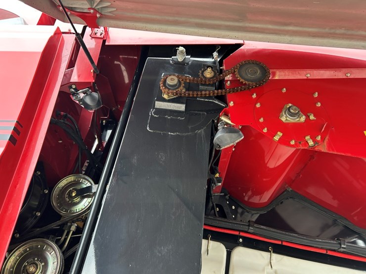 2019-case-ih-8250-image-99