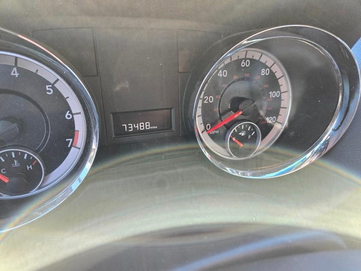 2015-dodge-grand-caravan-image-3