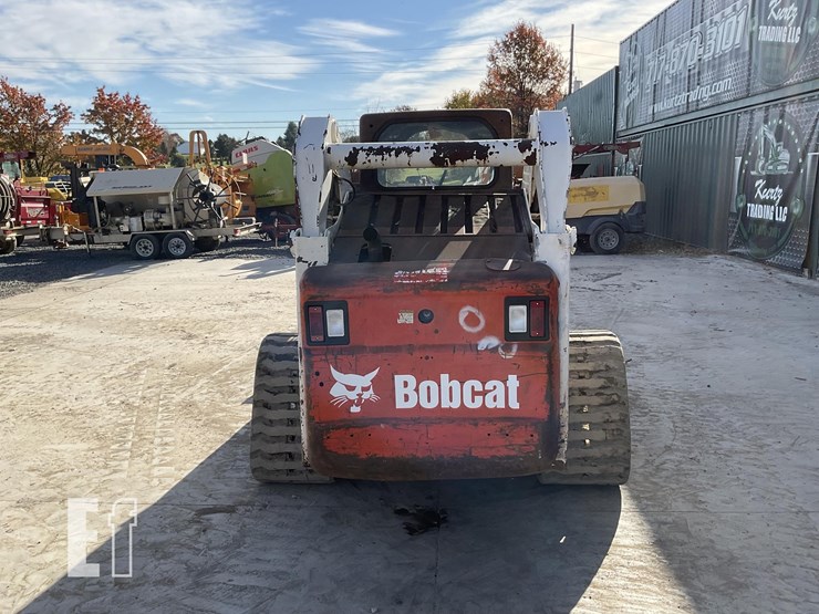 2005-bobcat-t300-image-3