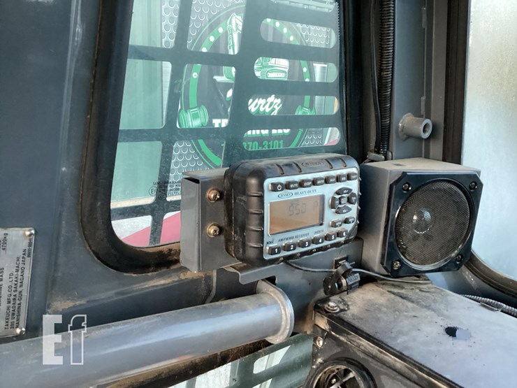 2016-takeuchi-tl8-image-19