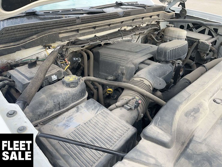 2018-gmc-sierra-3500hd-image-21