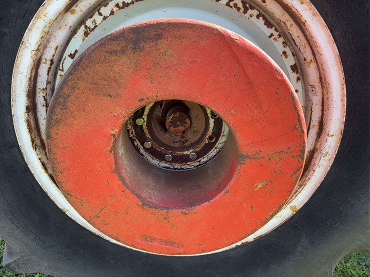 cockshutt-2150-image-87