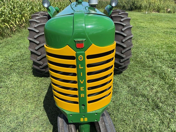 oliver-super-88-image-10