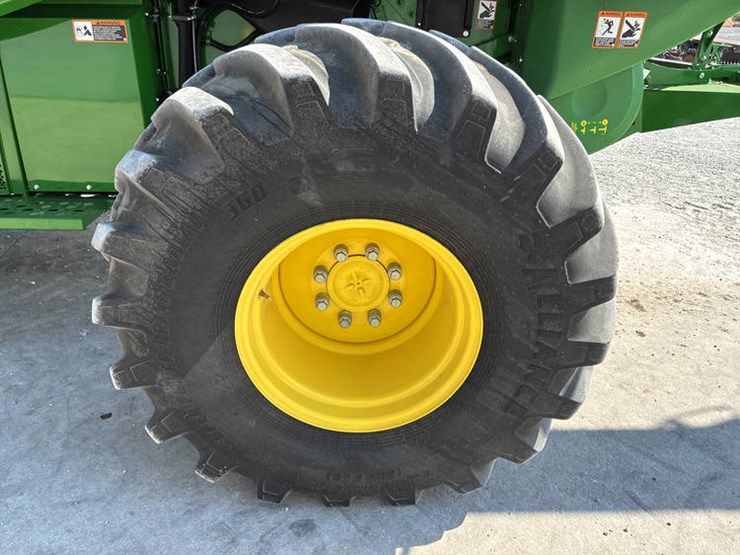 2023-john-deere-s780-image-54