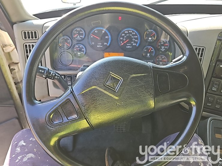 2017-international-8600-image-36