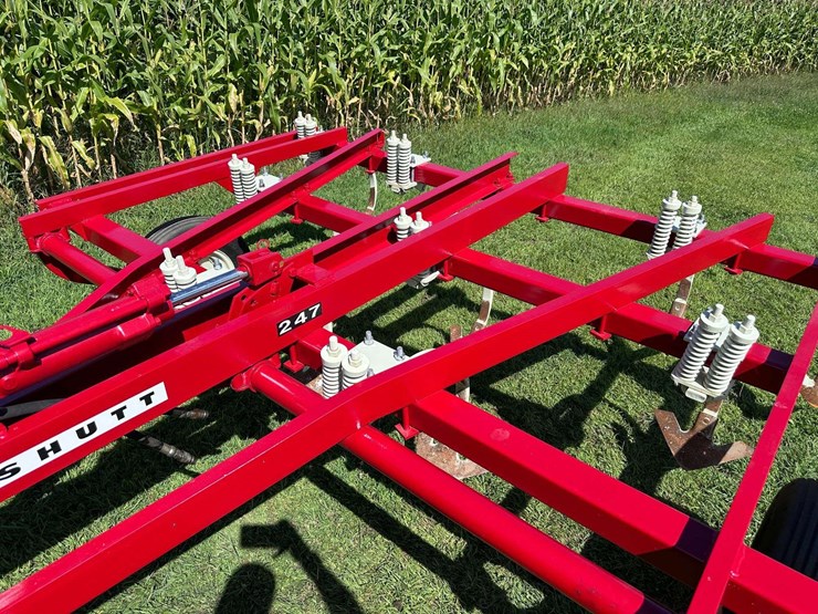 cockshutt-model-247-ripper-image-5