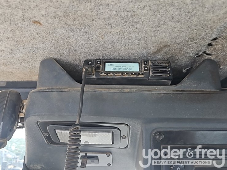 2019-deere-670g-image-44