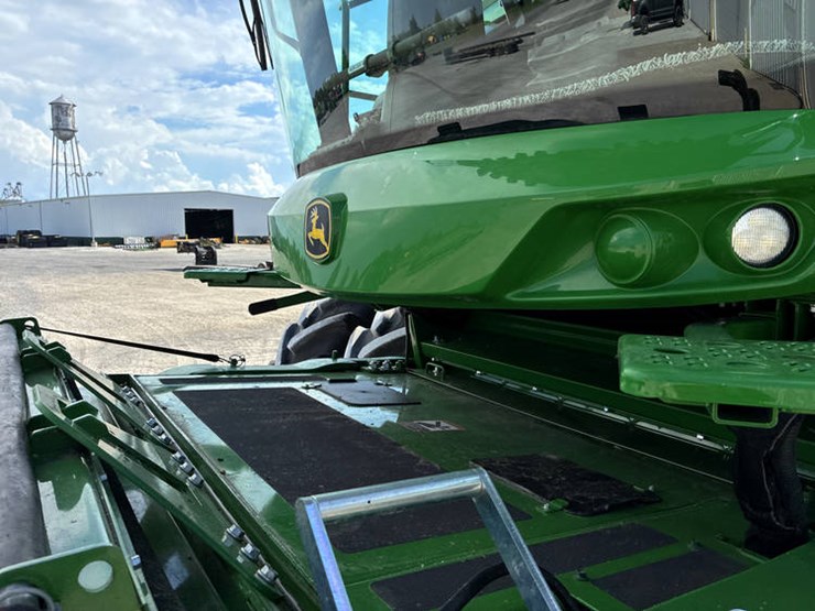 2023-john-deere-s780-image-19