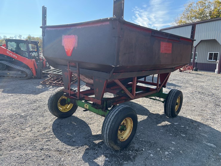 john-deere-1065-image-5