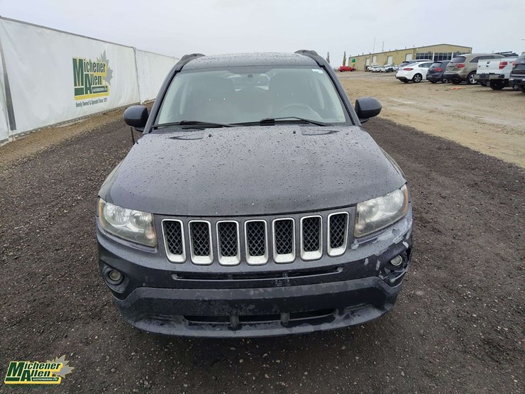 2014-jeep-compass-image-21