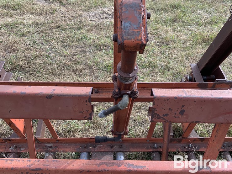 farmhand-hay-sweep-image-14