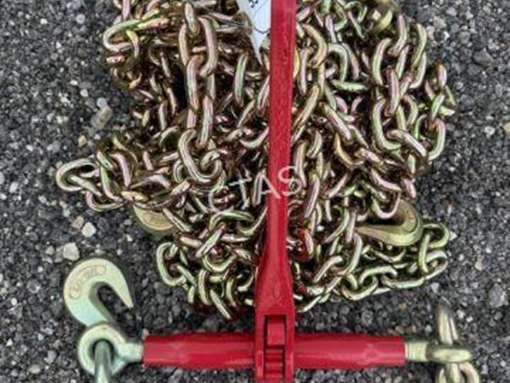 #59-•-(2)-3/8"-20'-chains-&-(1)-9,200-lb-boomer-image-1