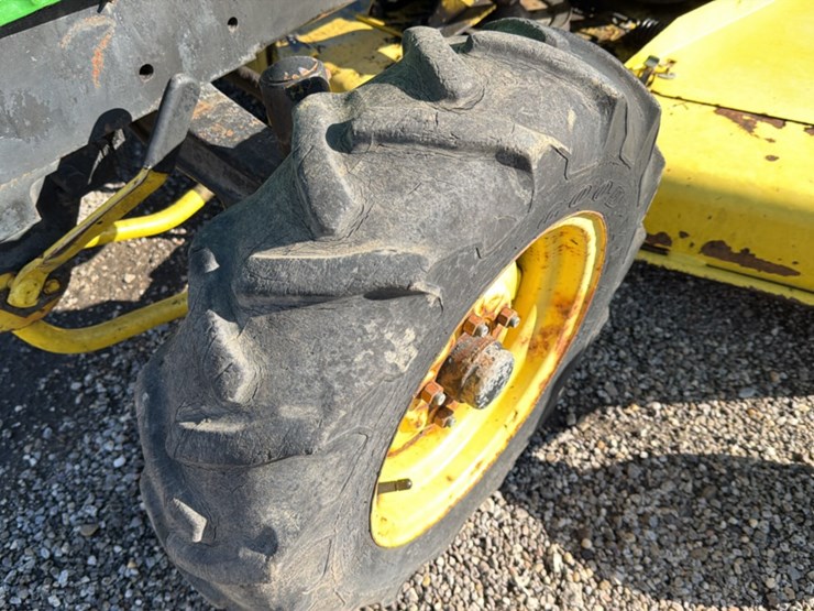 #2401-•-john-deere-855-compact-utility-tractor*-image-9