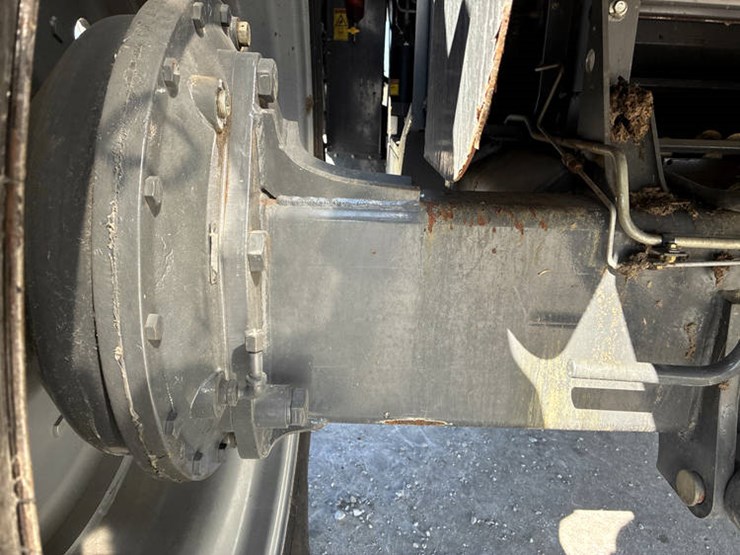 #122136-•-2009-mf-9795-#huc7217-image-45