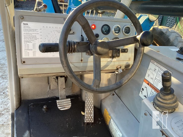 2006-genie-gth1056-image-14