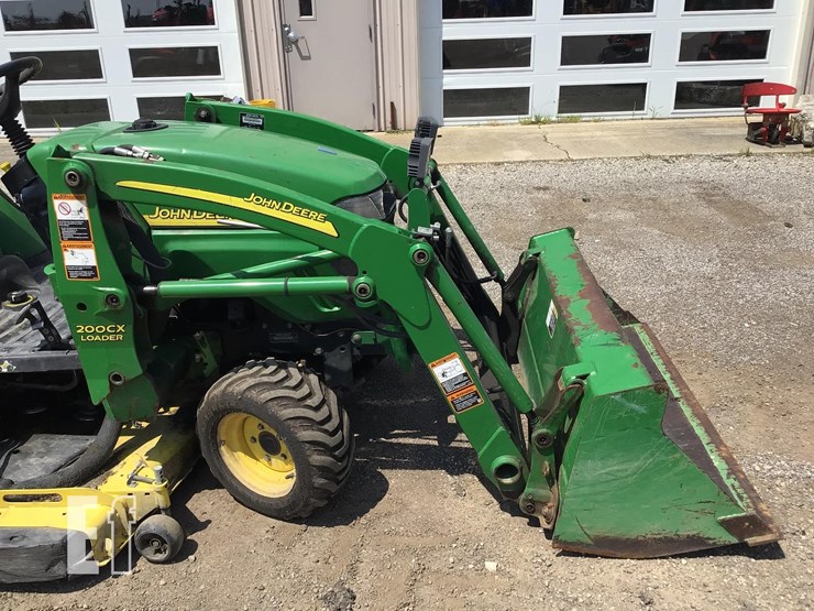 2008-john-deere-2305-image-12