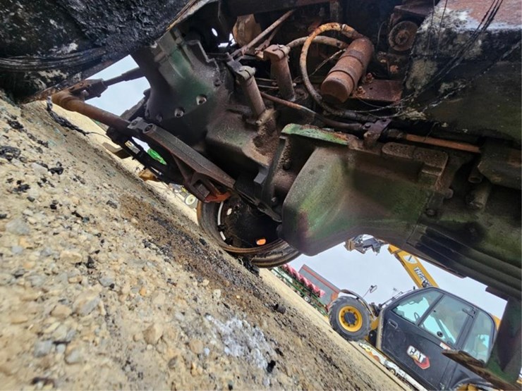 john-deere-4440-image-37