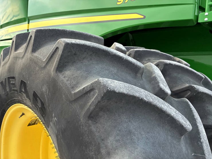 2018-john-deere-s780-image-37