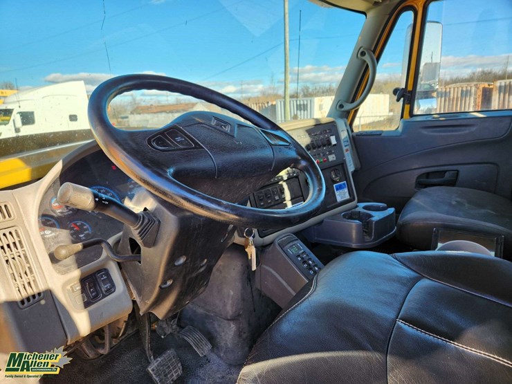 2009-international-workstar-7500-image-63