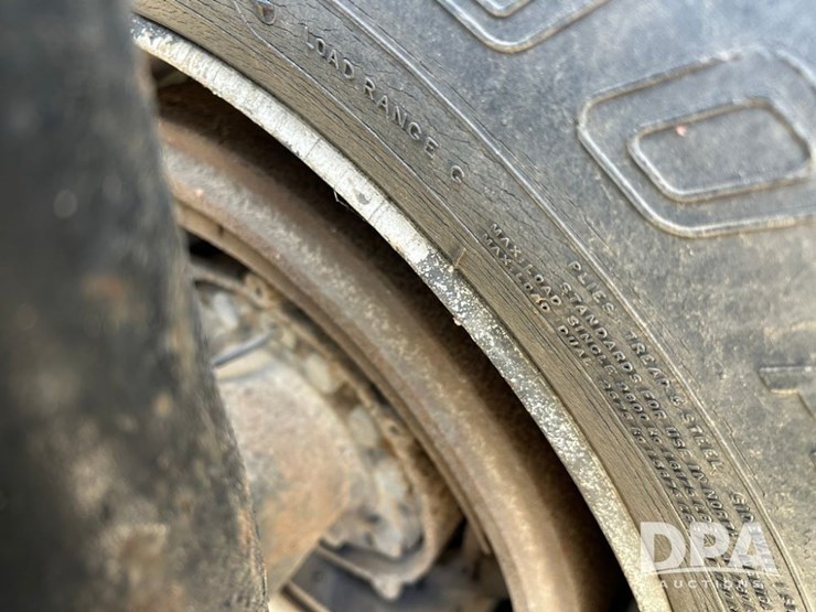 2005-ihc-4400-dry-tender-truck-(cp1274,-unit-ag706)-image-25