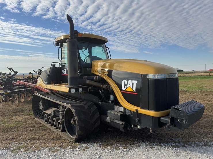 caterpillar-20-image-1