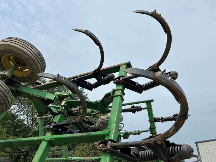 2002-john-deere-2400-image-55