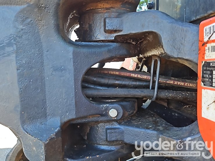 2016-kubota-kx057-4-image-38