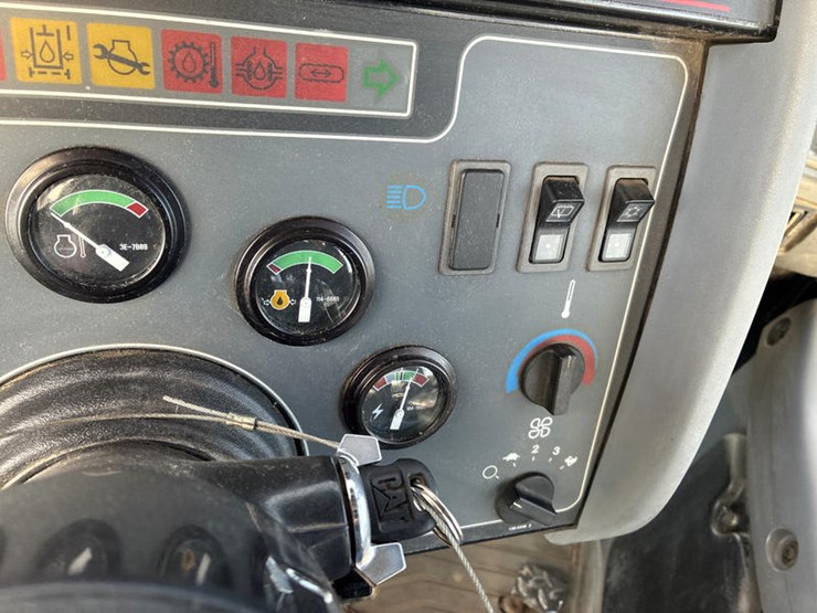 #114632-•-cat-85e-#6js00405-image-82