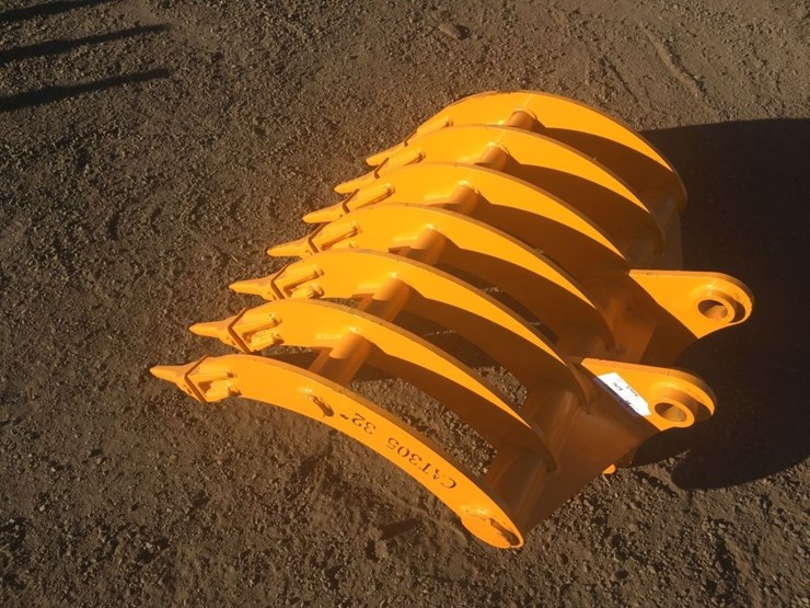 caterpillar-305-image-1