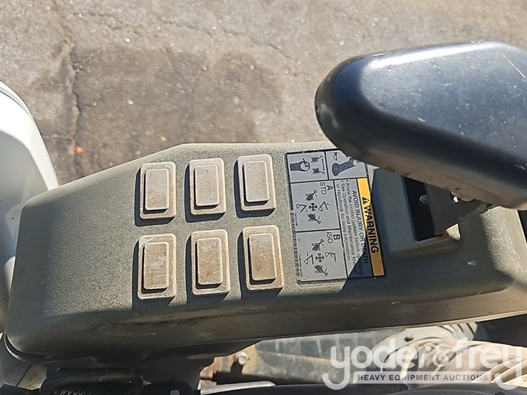 2017-bobcat-e45-image-34