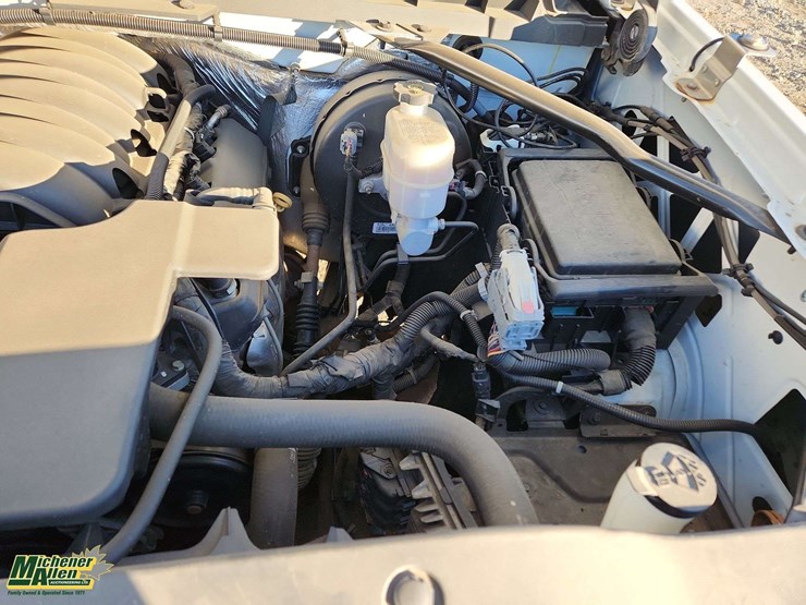 2017-chevrolet-silverado-1500-image-29