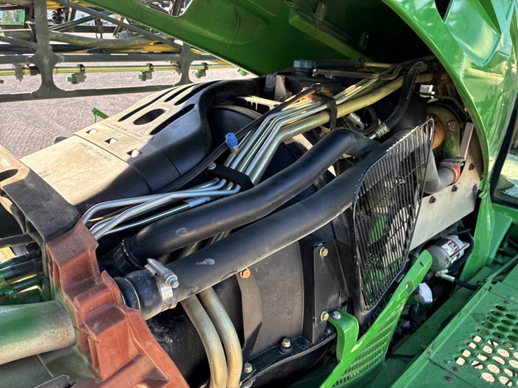 2014-john-deere-4830-image-71