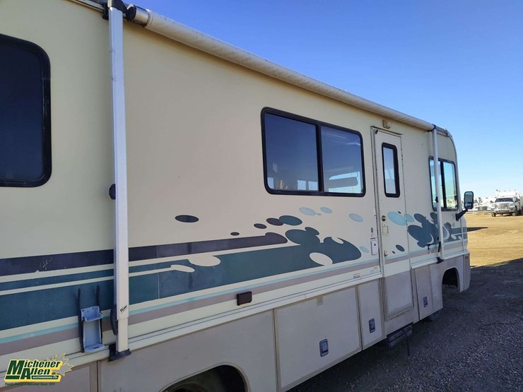 1996-chevrolet-p30-image-73