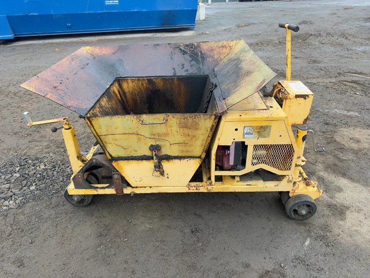 salsco-cobra-curber-curbing-machine-image-5